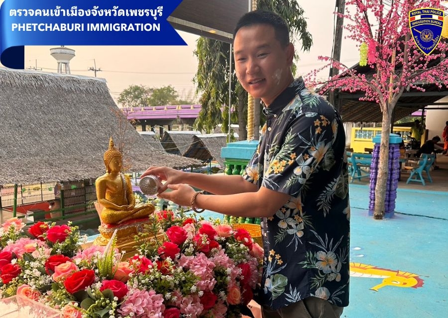 วันที่ 10 เมษายน 2567 เวลา 07.00 น. พ.ต.ท.หรรถพร เสวะกะ สารวัตรตรวจคนเข้าเมืองจังหวัดเพชรบุรี ร่วมโครงการสภากาแฟจังหวัดเพชรบุรี